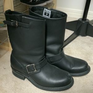 Frye Veronica Short black